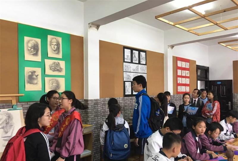 三中三澳門，探索與解析，三中三澳門，深度探索與解析