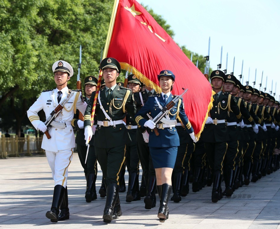 檢閱女兵儀仗隊，榮耀與力量的展現(xiàn)，檢閱女兵儀仗隊，榮耀與力量的璀璨瞬間