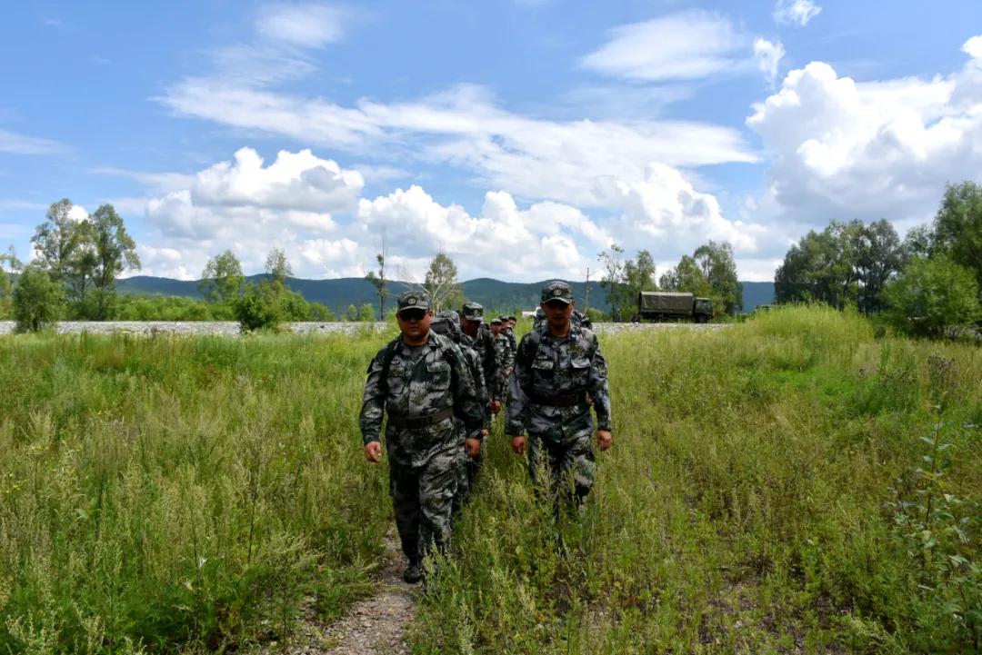 國際軍事形勢(shì)最新消息2020深度解析，全球軍事動(dòng)態(tài)深度解析，國際軍事形勢(shì)最新消息2020回顧與前瞻