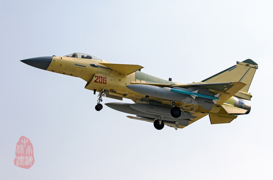 殲10的原型機是什么？深度解析中國空軍的主力戰(zhàn)斗機起源，揭秘殲10原型機，深度解析中國空軍主力戰(zhàn)斗機起源