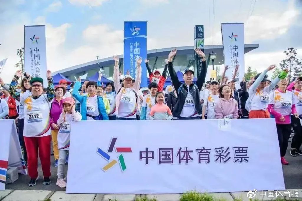 新澳門一碼一肖一特一中鳳凰體育彩票——探索彩票背后的秘密，新澳門彩票背后的秘密，一碼一肖一特一中與鳳凰體育彩票解析