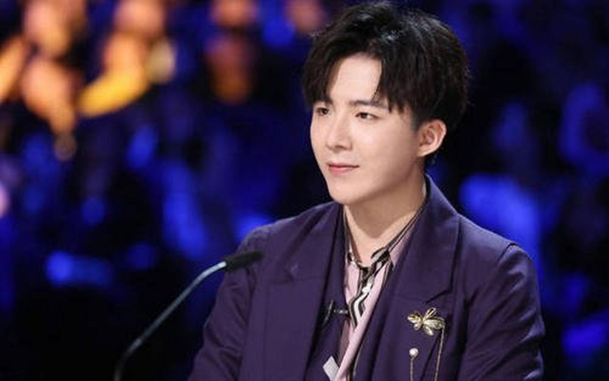 身高及其他詳細信息