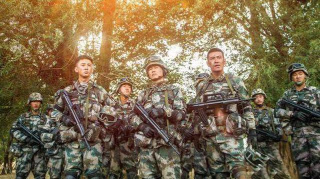 鐵血軍事小說免費(fèi)閱讀，探索戰(zhàn)火紛飛的英雄世界，鐵血軍事小說免費(fèi)閱讀，戰(zhàn)火英雄世界探索之旅