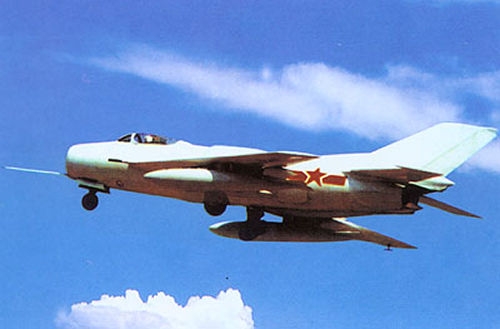 殲-12戰(zhàn)斗機(jī)，中國(guó)空軍的重要里程碑，殲-12戰(zhàn)斗機(jī)，中國(guó)空軍發(fā)展的重要里程碑