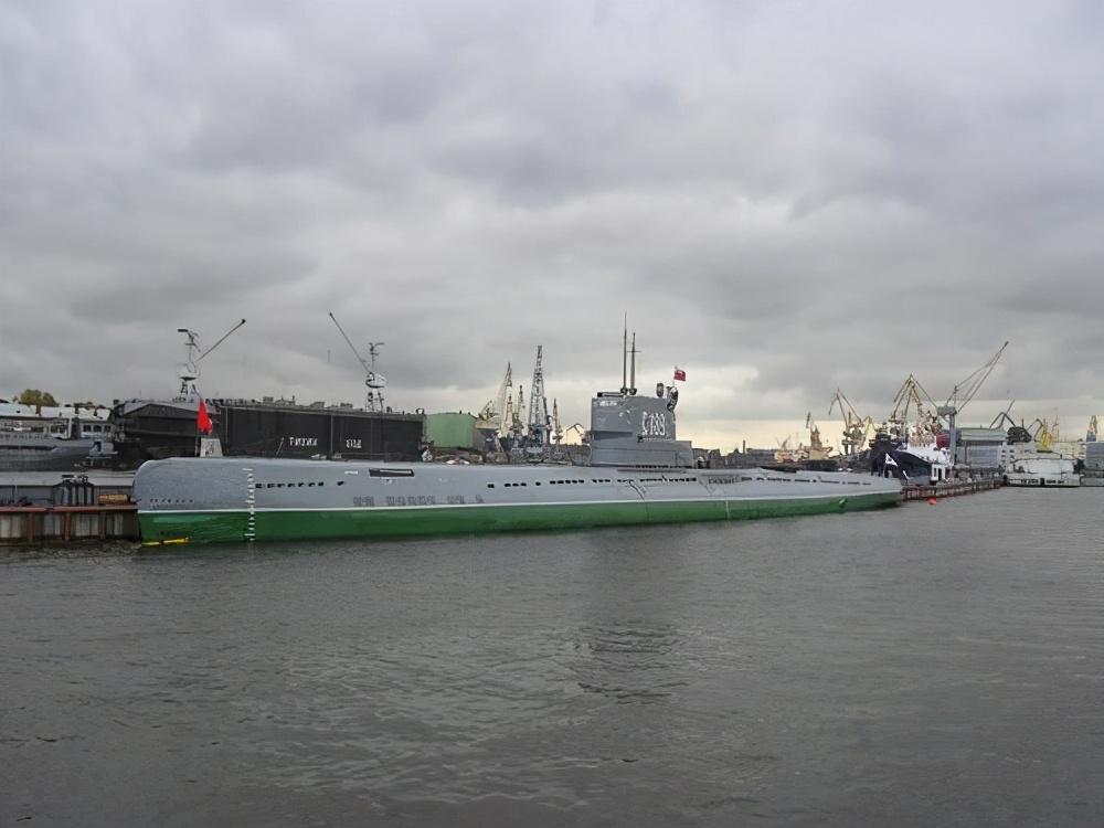 2020中國(guó)海軍艦艇一覽表——強(qiáng)大的海上力量展現(xiàn)，2020中國(guó)海軍艦艇概覽，展現(xiàn)強(qiáng)大的海上力量