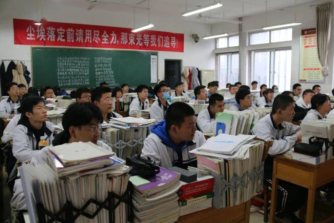 香港必中一組三中三，揭秘彩票背后的秘密與策略，揭秘彩票背后的秘密與策略，香港三中三必中組合探討